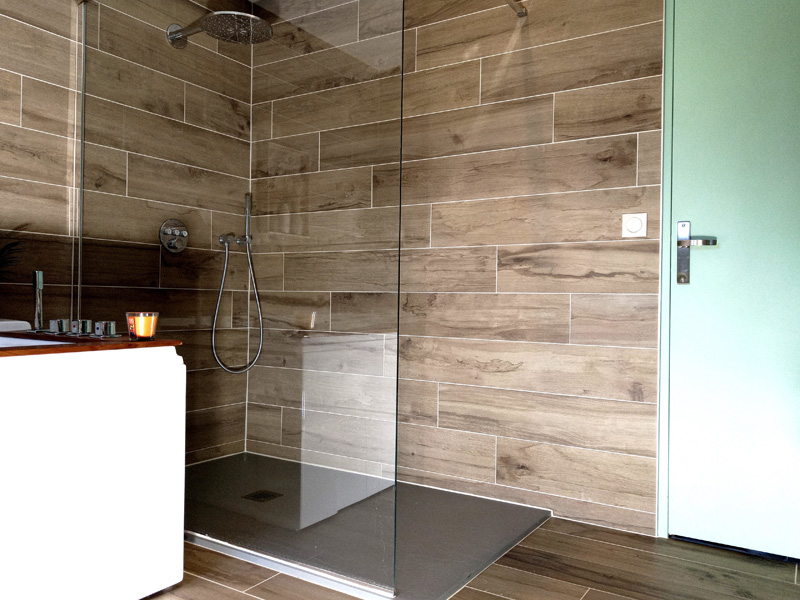 Rénov Habitat Auvergne : rénovation salle de bain à Saint-Pourçain-sur-Sioule, Vichy & Moulins (03)